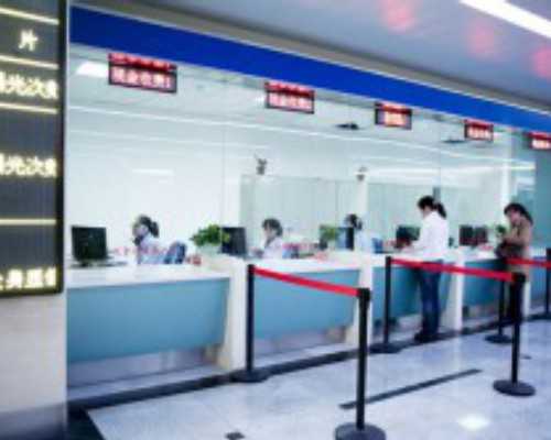 走近代孕妈妈三天的儿子换10万元